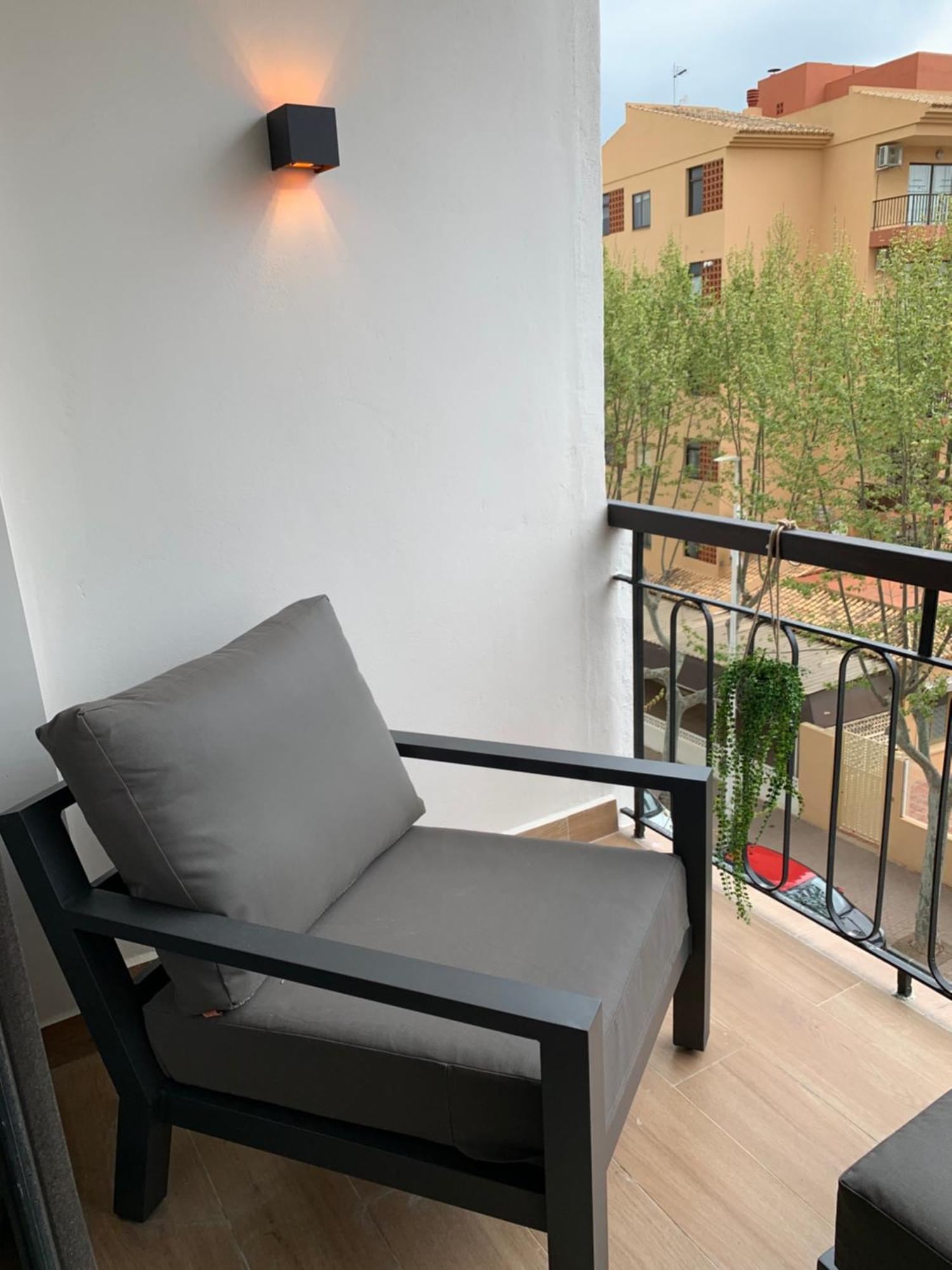 Studio Don Jim Superior Beautiful Luxurious New Studio Near Arenal Beach ฮาเวอา ภายนอก รูปภาพ